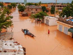 CRUE DU FLEUVE SÉNÉGAL : PLUS DE 56 000 PERSONNES DÉPLACÉES ET 18 000 ENFANTS PRIVÉS D’ÉCOLE